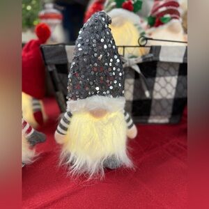 NEW light up gnome with gray sequence hat